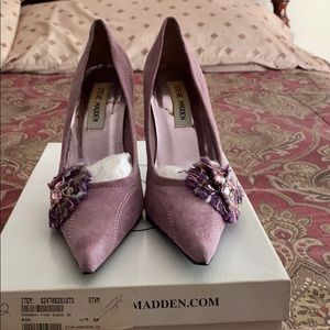 Steve Madden pump in size 5.5